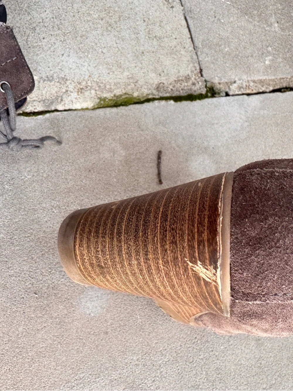 Barneys New York Brown Suede Lace-Up Chukka Boots